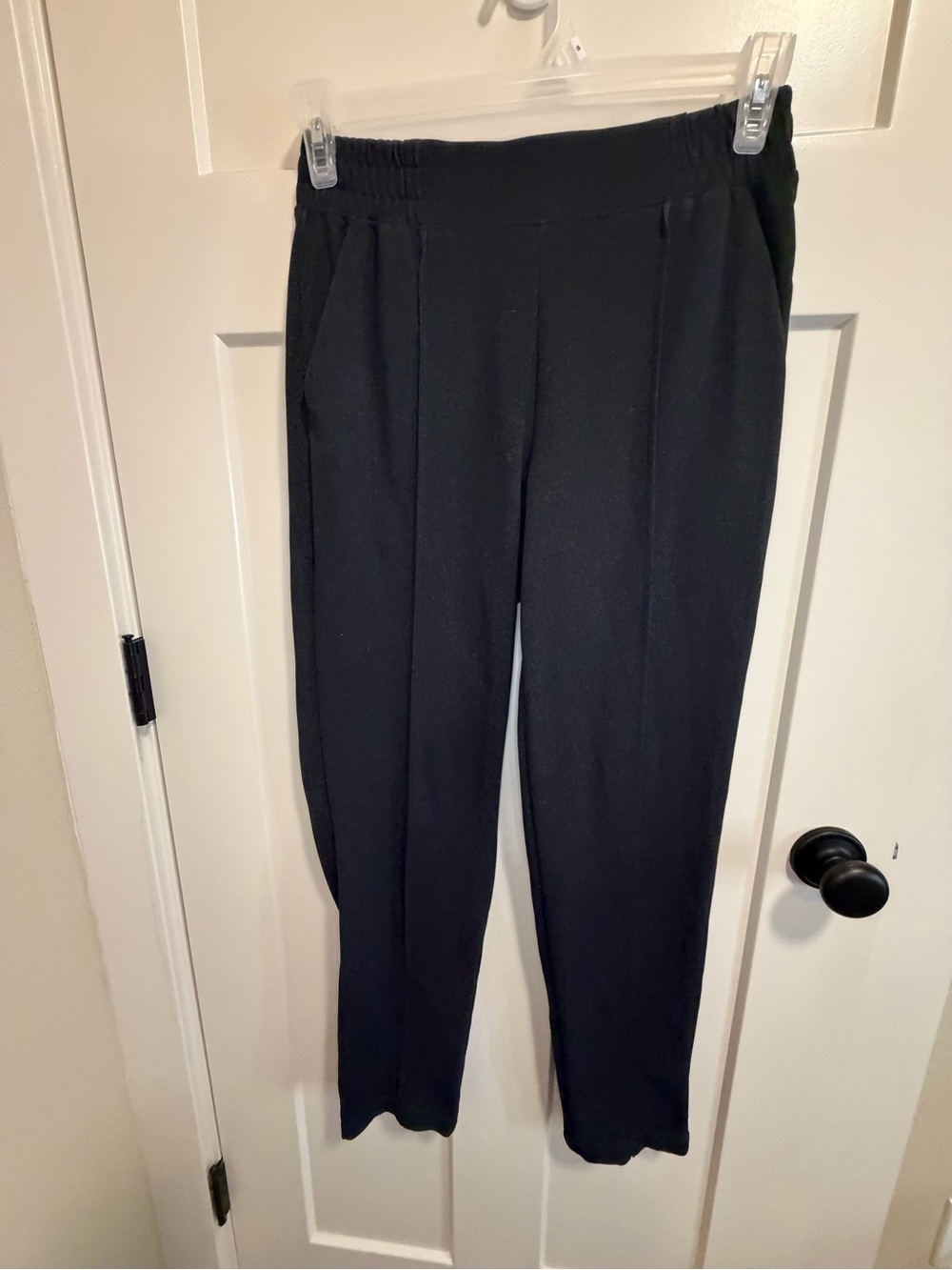 Mondetta Women’s Pintuck Straight Classic Black Pull-On Trousers - Picture 2 of 4